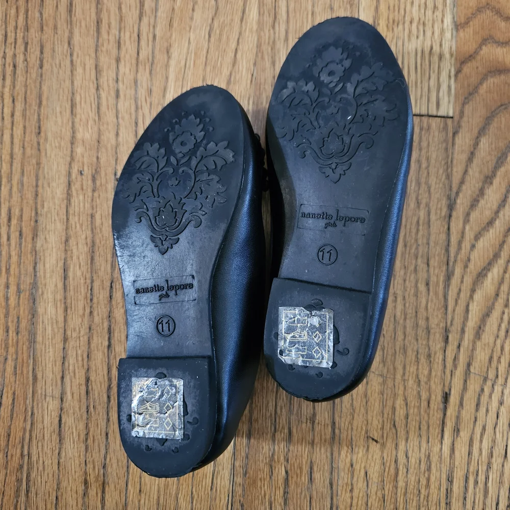 Nanette Lepore Black Dress Shoes Bows And Rhinestons Girls Size 11